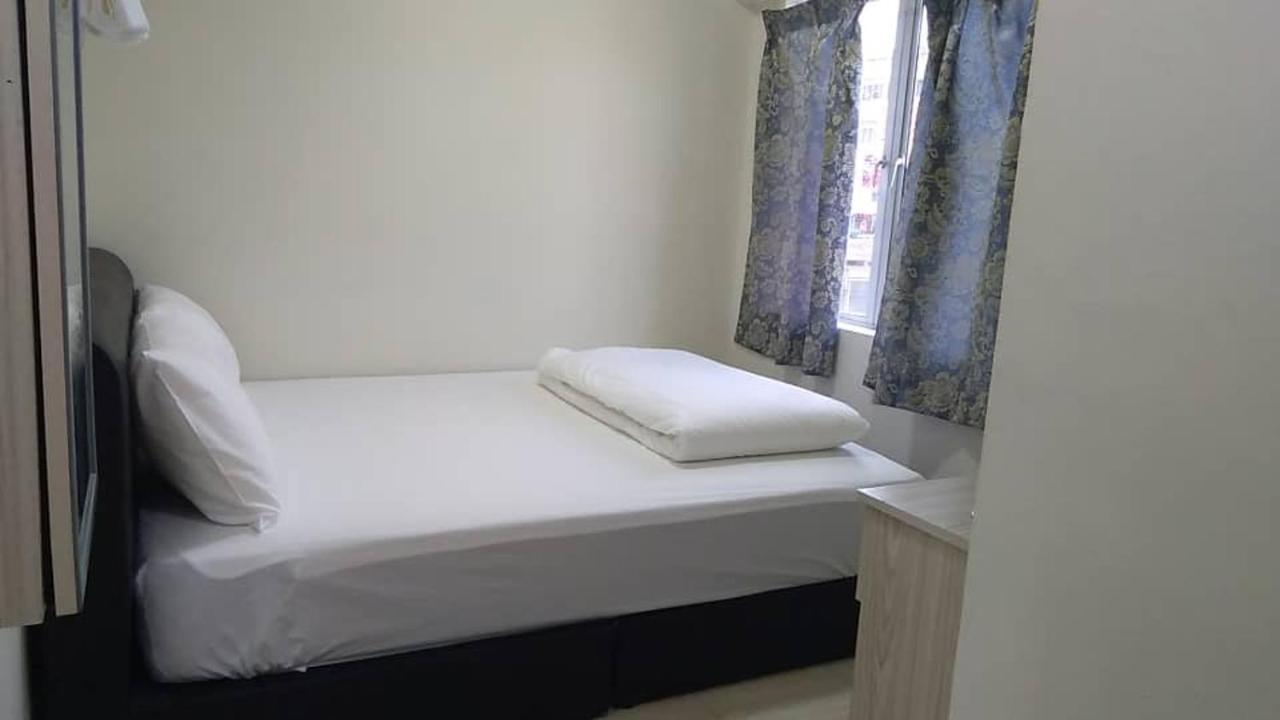 Axlite Hotel Taiping Bagian luar foto