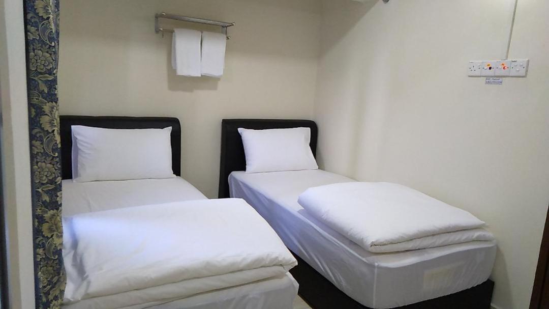 Axlite Hotel Taiping Bagian luar foto