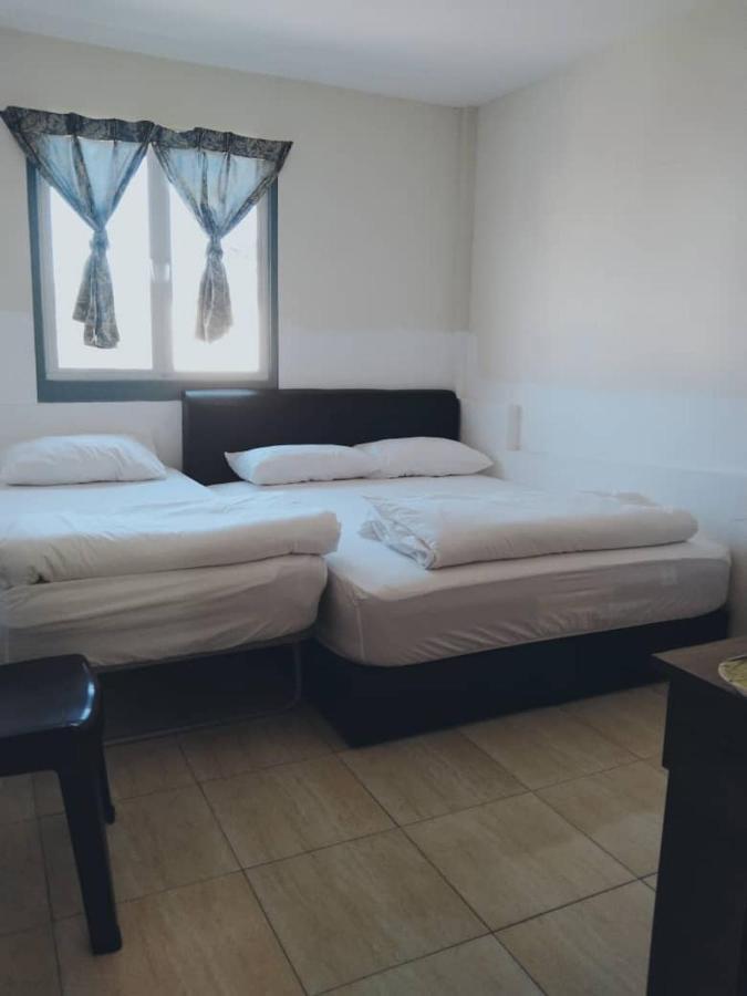 Axlite Hotel Taiping Bagian luar foto