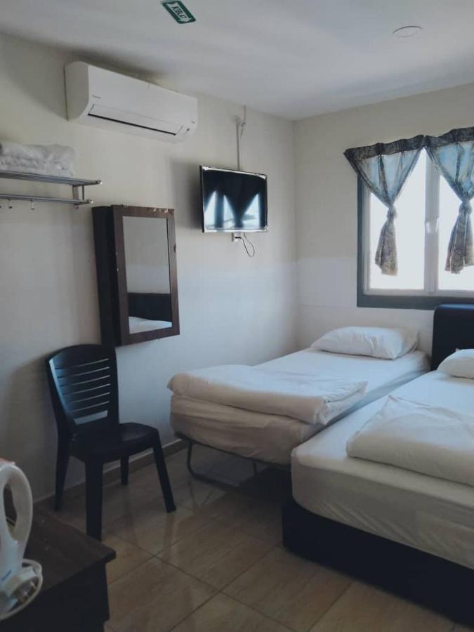 Axlite Hotel Taiping Bagian luar foto